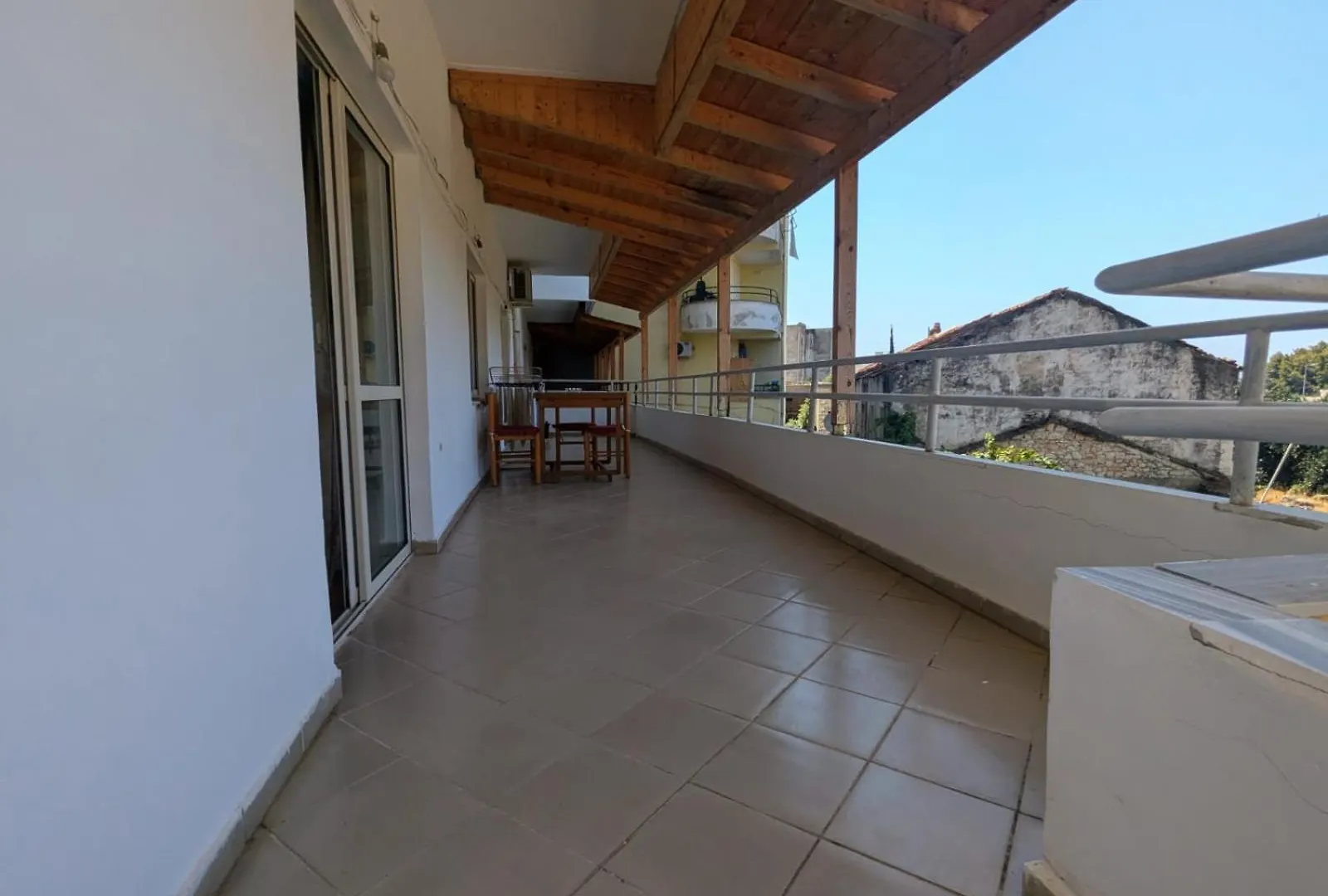 Apartment For Family And Friends. Himare